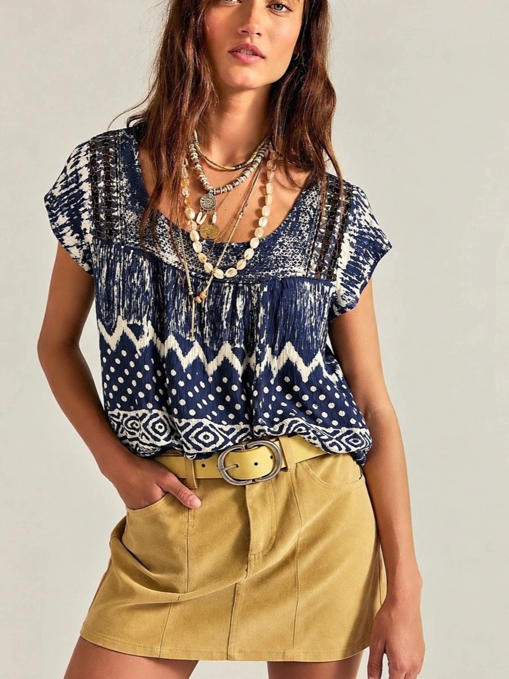 429. Papa Vancouver Blue & White Printed Blouse Like New